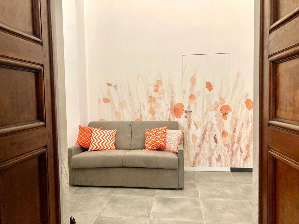 Happy Family Apartments U Papaviou Genua Buitenkant foto
