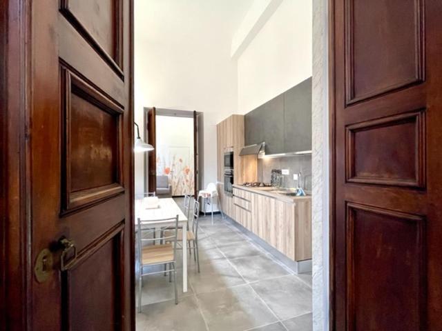 Happy Family Apartments U Papaviou Genua Buitenkant foto